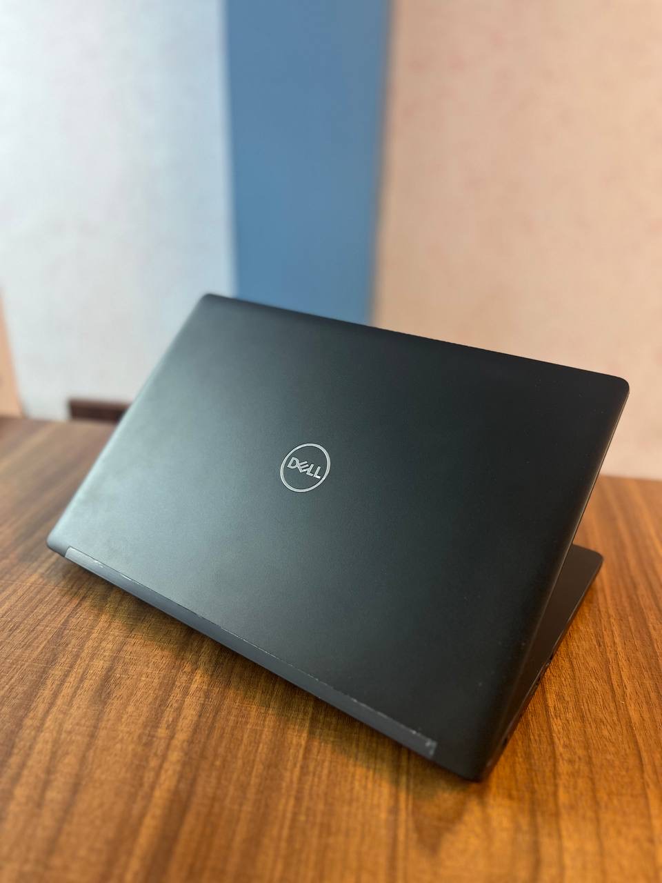 گالری عکس های محصول لپ‌تاپ دل (DELL) مدل 7390 2in1-شماره-0